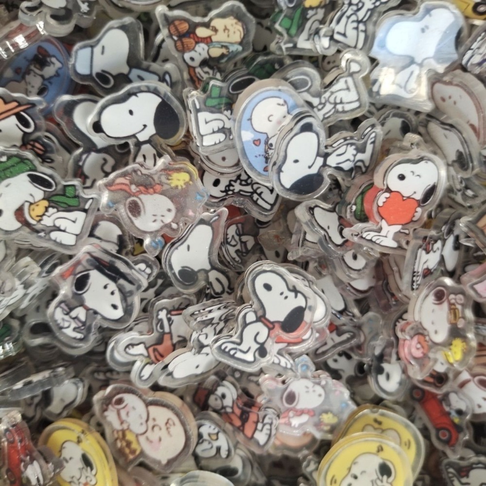 50-100 Stück 2cm Snoopy Acrylp – Phone Accessories Supplier Bewertung und Preis